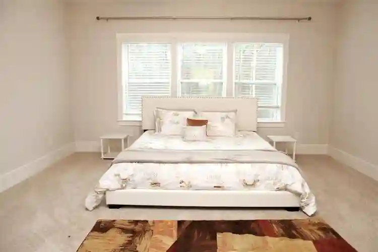 8 BR in Charlotte