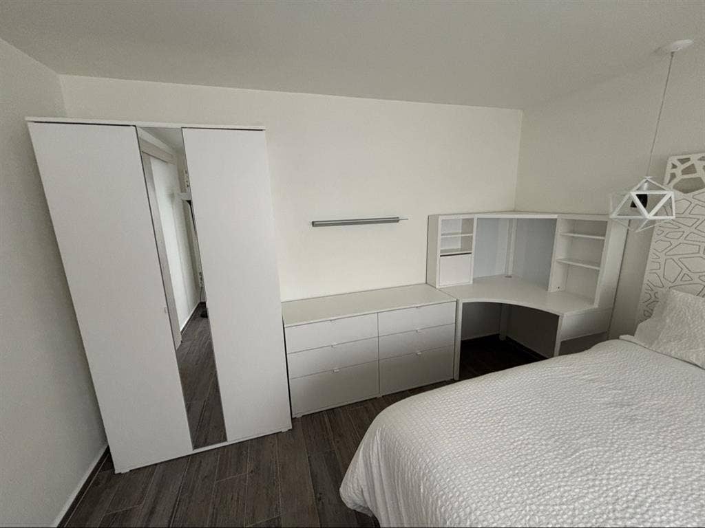 Hab amueblada plaza metropoli