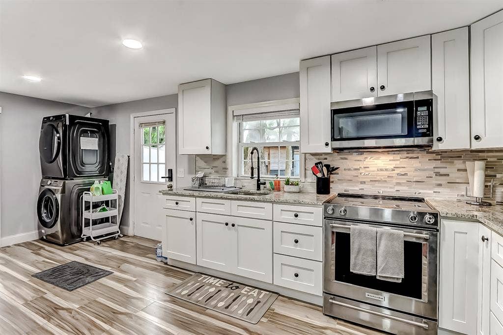 7 BR in Jacksonville