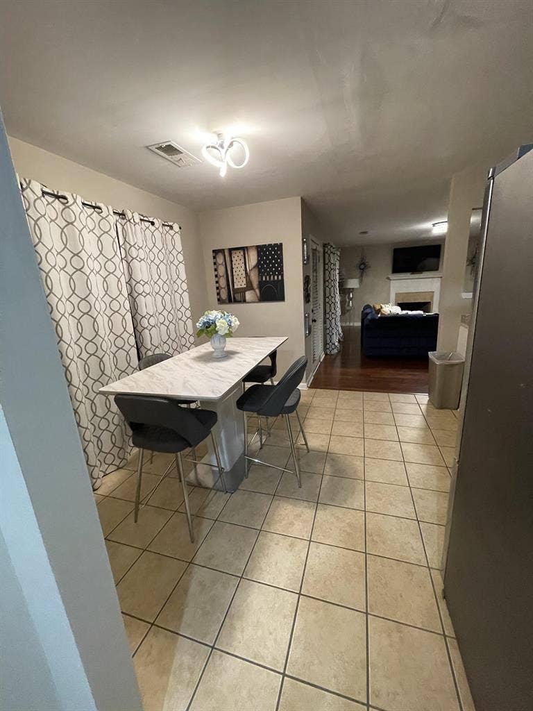 3 BR in Atlanta