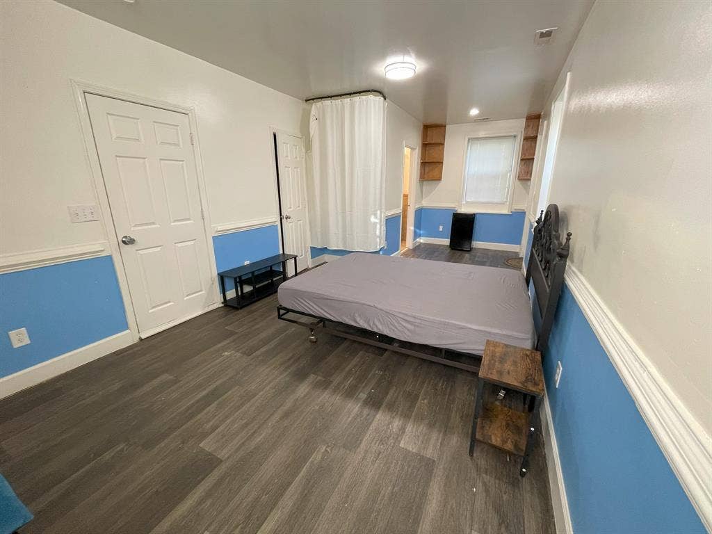 7 BR in Charlotte