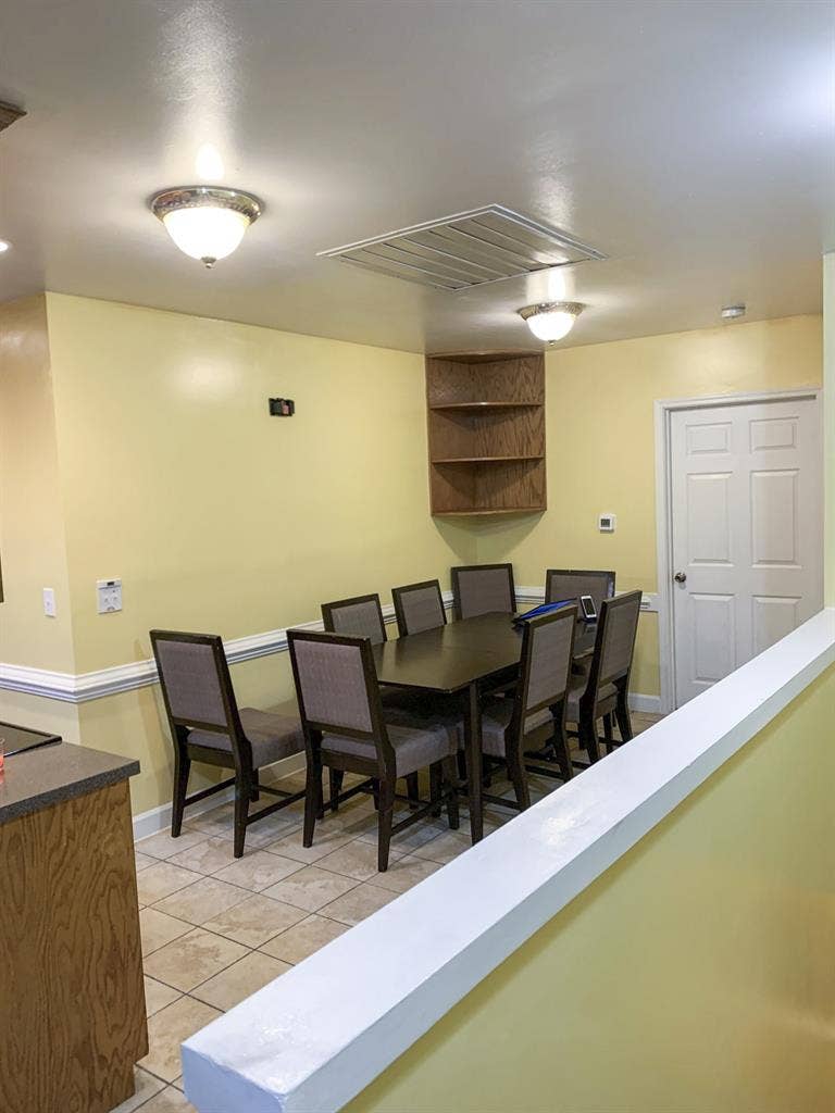 7 BR in Charlotte