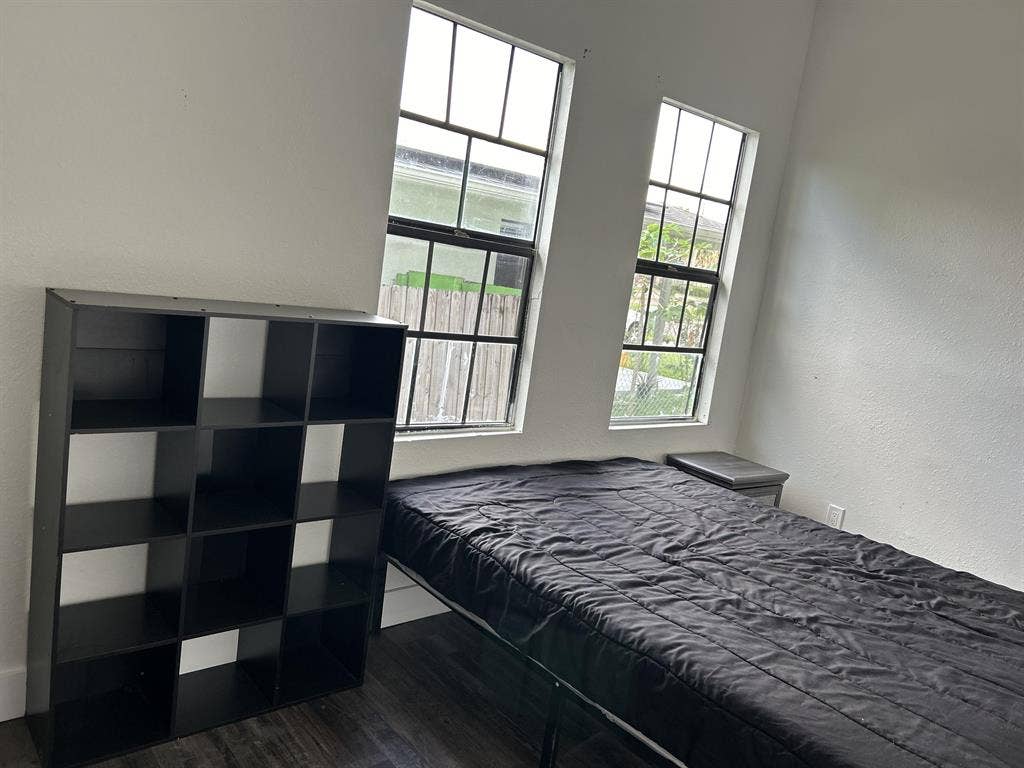 7 BR in Tampa