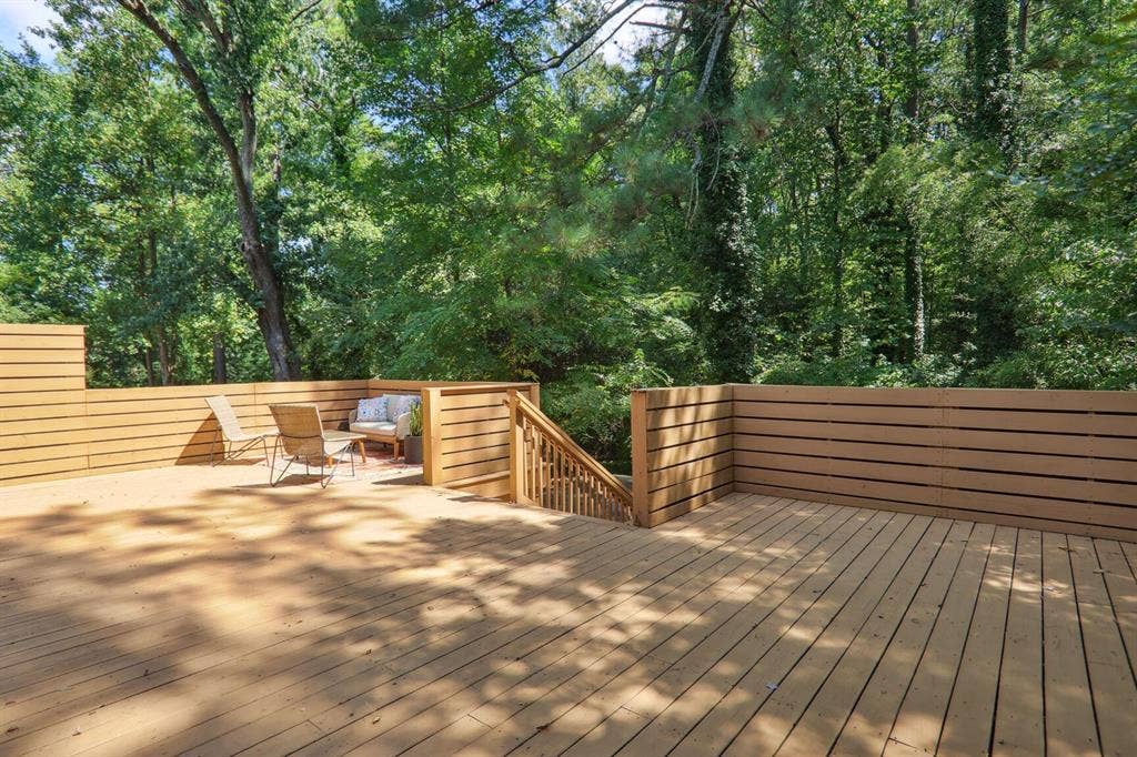 4 BR in East Point