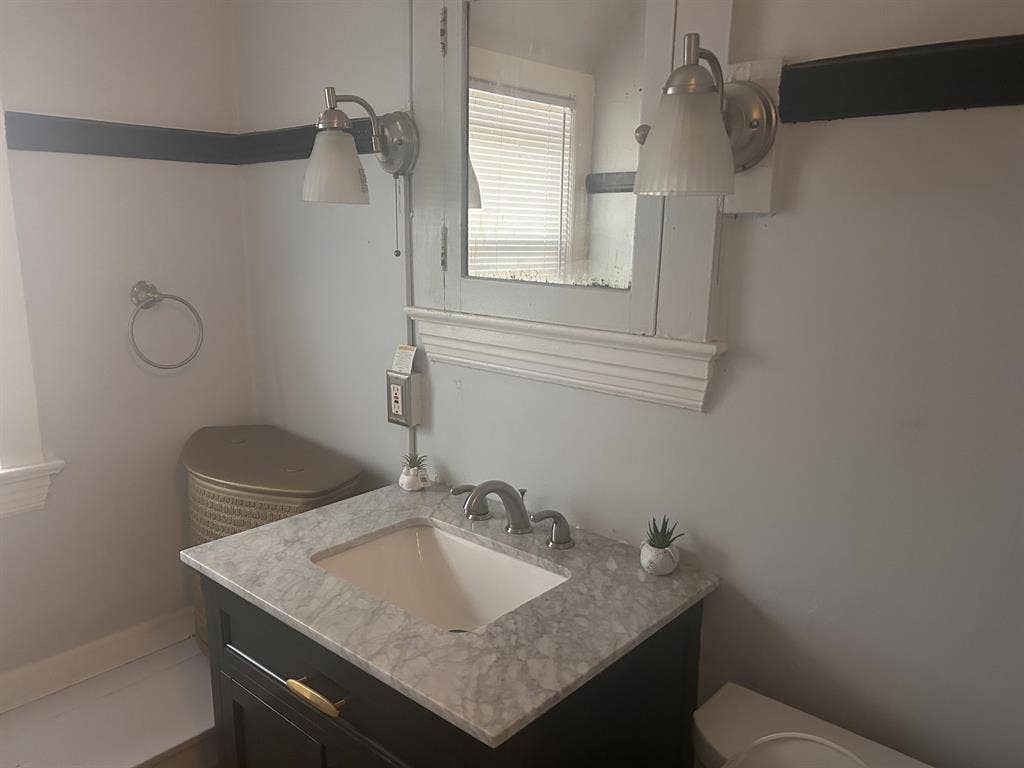 4 BR in Cleveland Heights