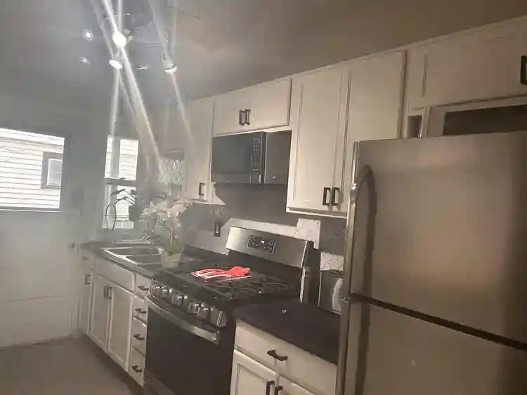 4 BR in Cleveland Heights