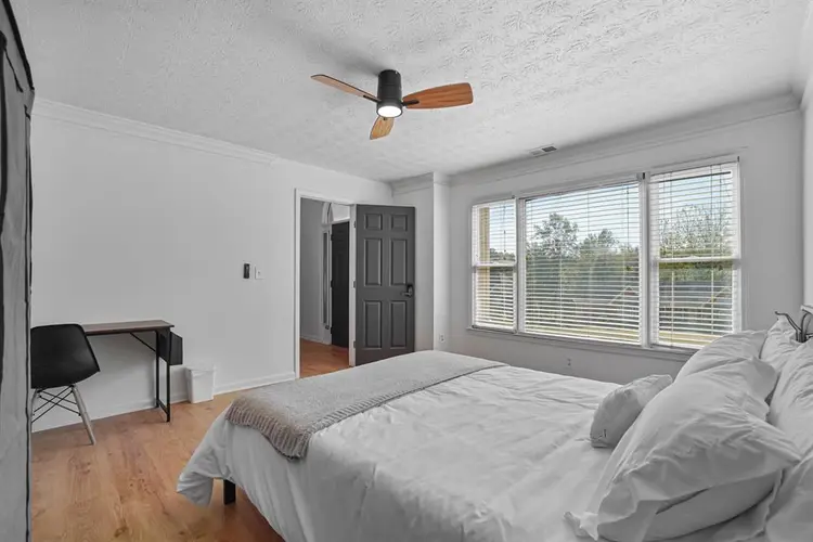10 BR in Decatur