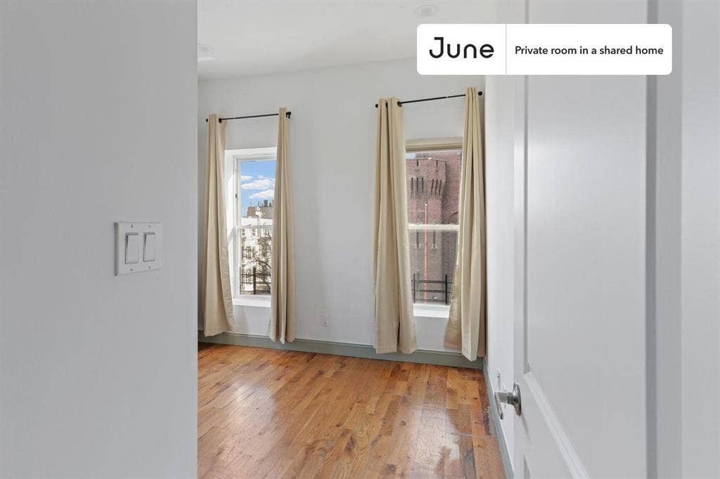 4 BR in New York City