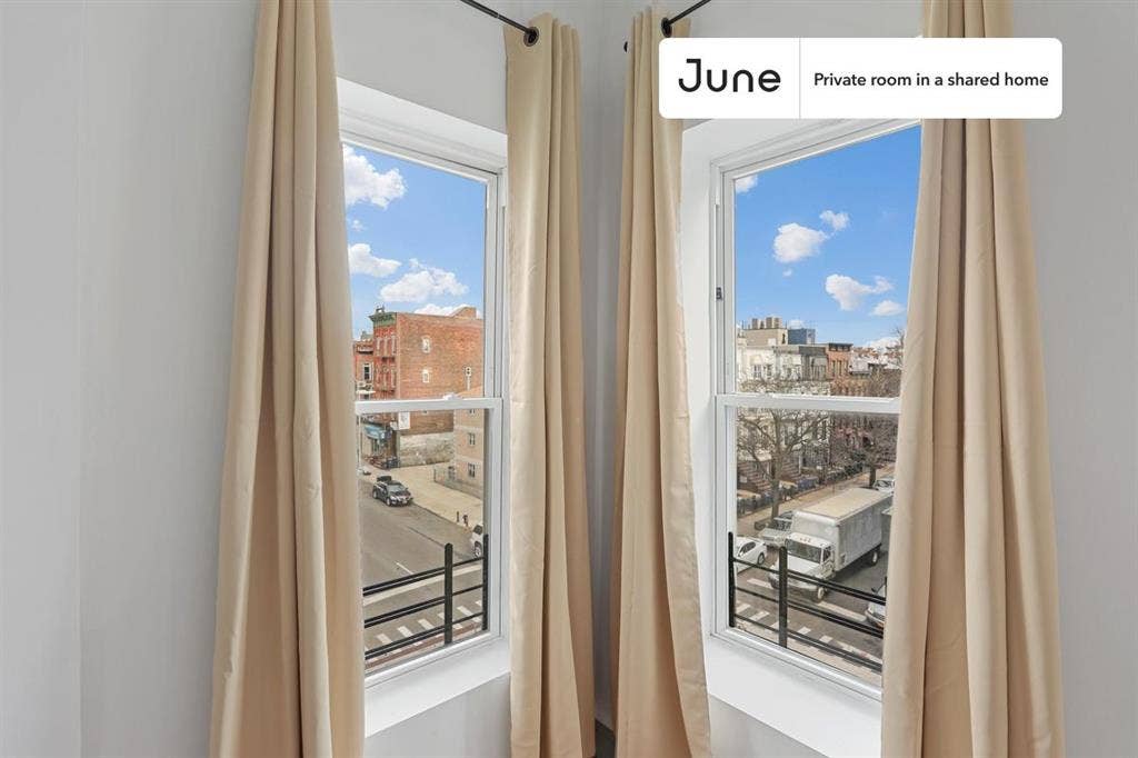 4 BR in New York City