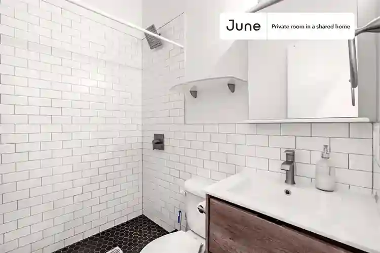 5 BR in New York City