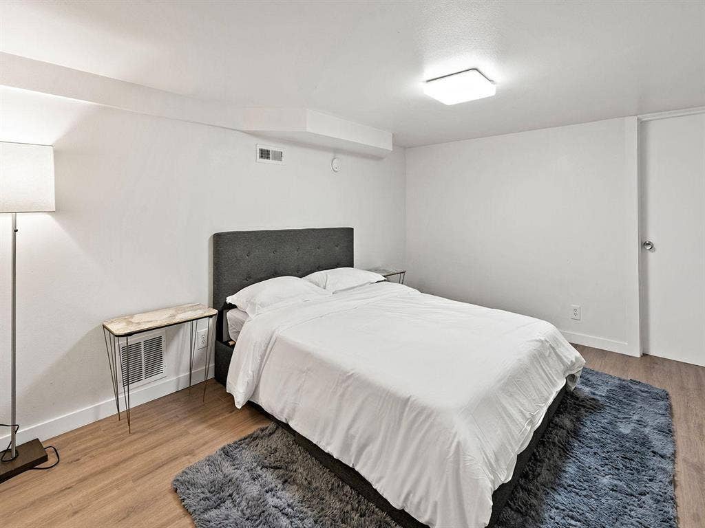 4 BR in Seattle