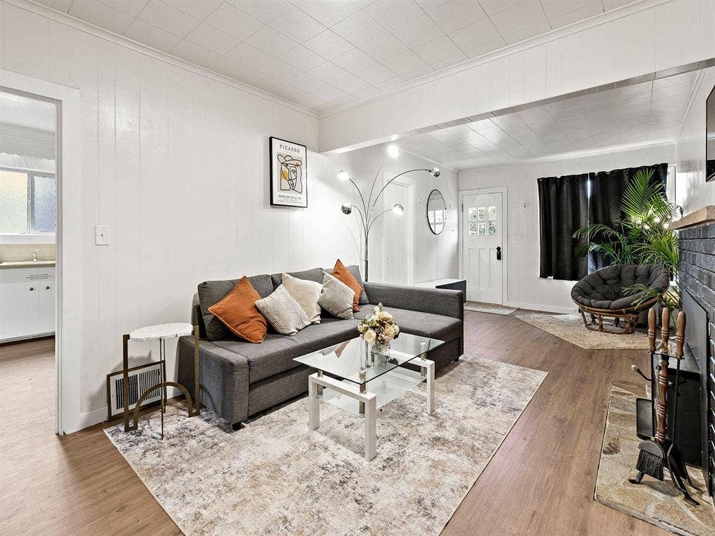 4 BR in Seattle
