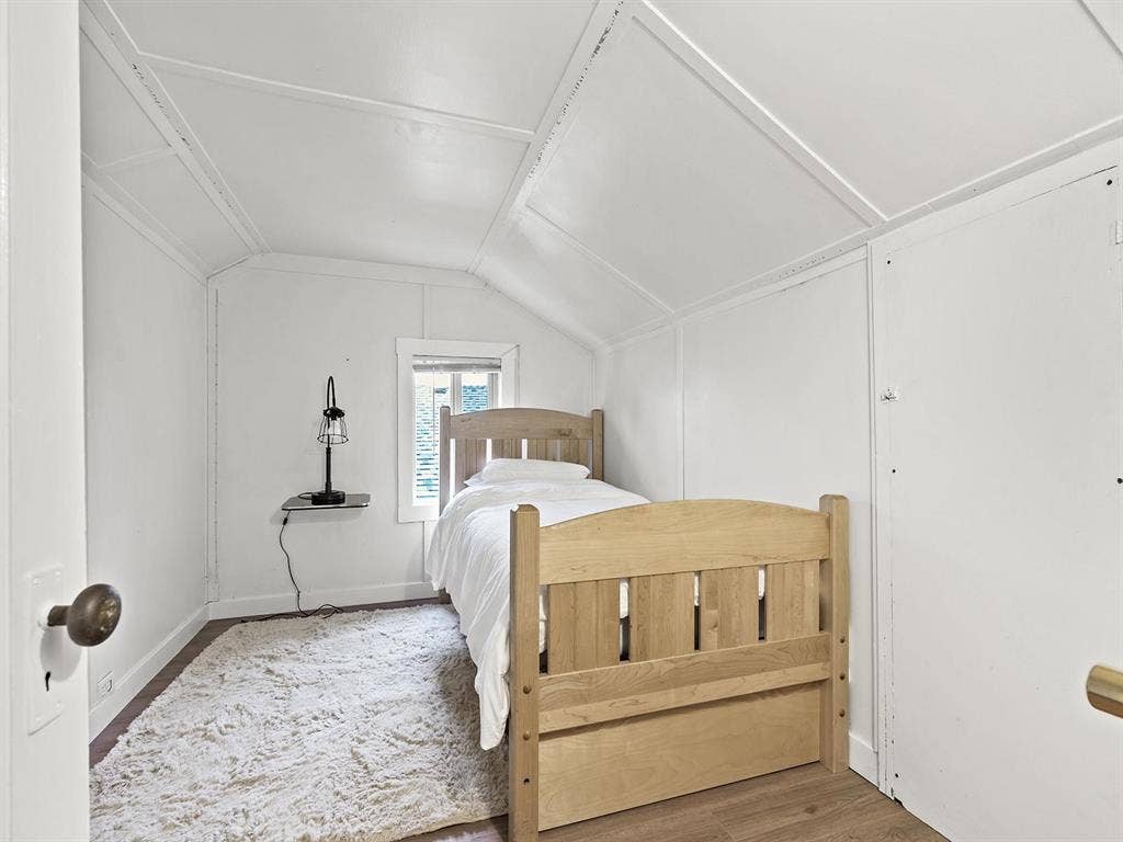 4 BR in Seattle