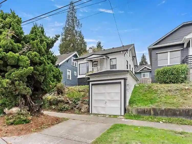4 BR in Seattle