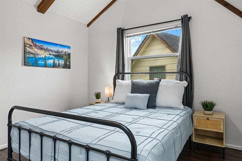 8 BR in San Antonio