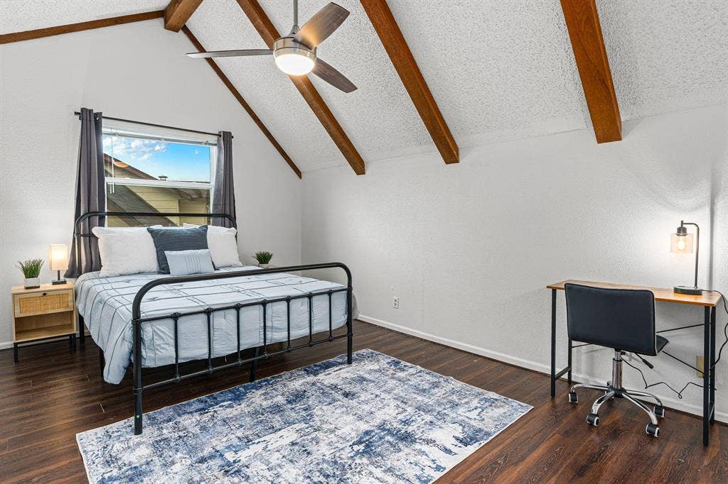 8 BR in San Antonio