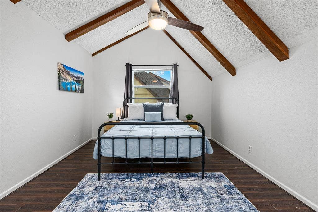 8 BR in San Antonio