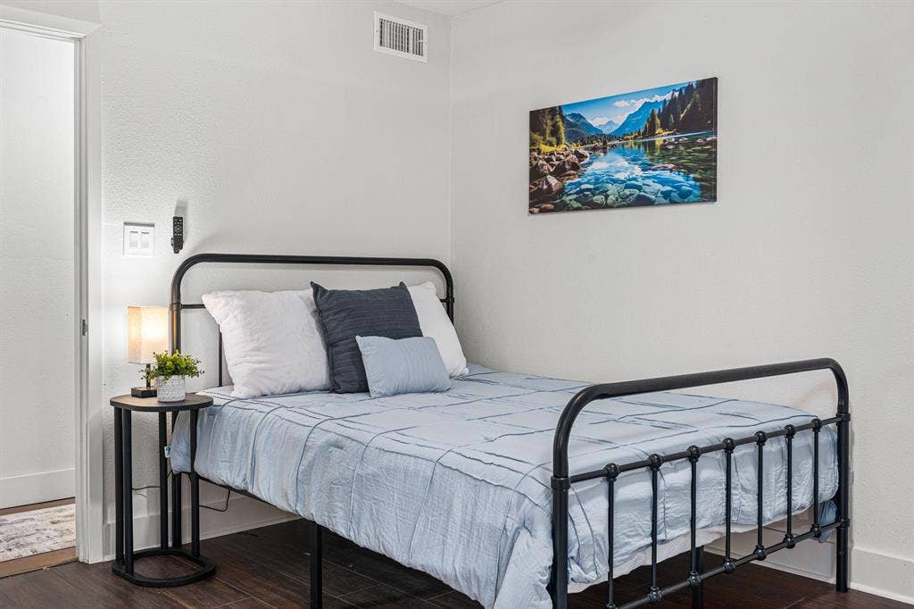 8 BR in San Antonio