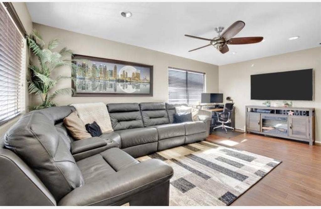 Modern BA Condo in Lakeside CA