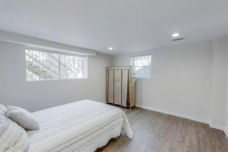 10 BR in Conley