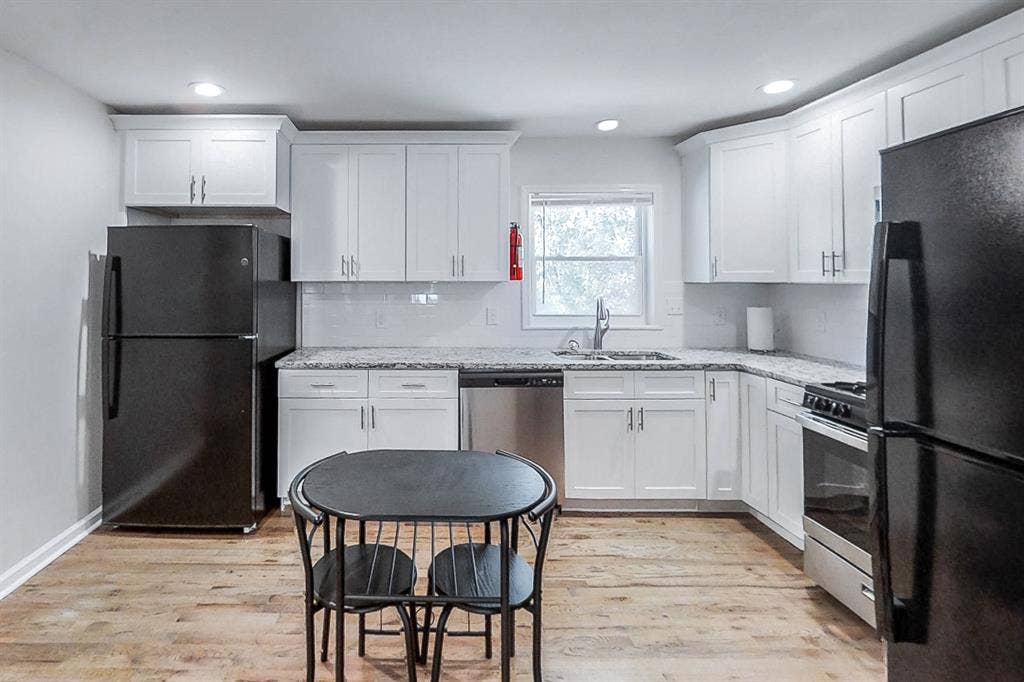 10 BR in Conley