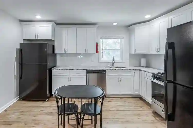 10 BR in Conley