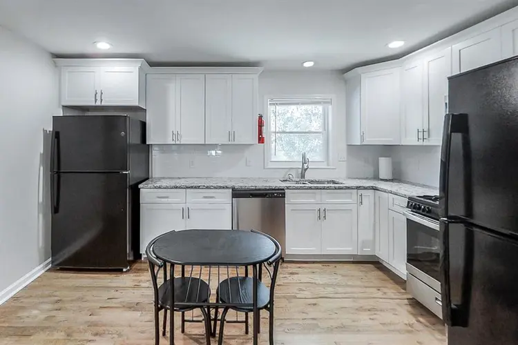 10 BR in Conley