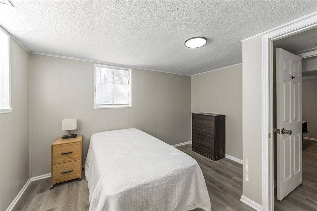 5 BR in Lee's Summit