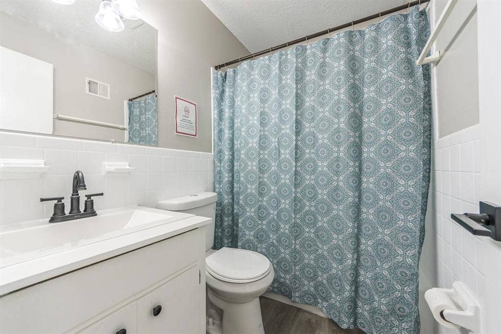 5 BR in Lee's Summit