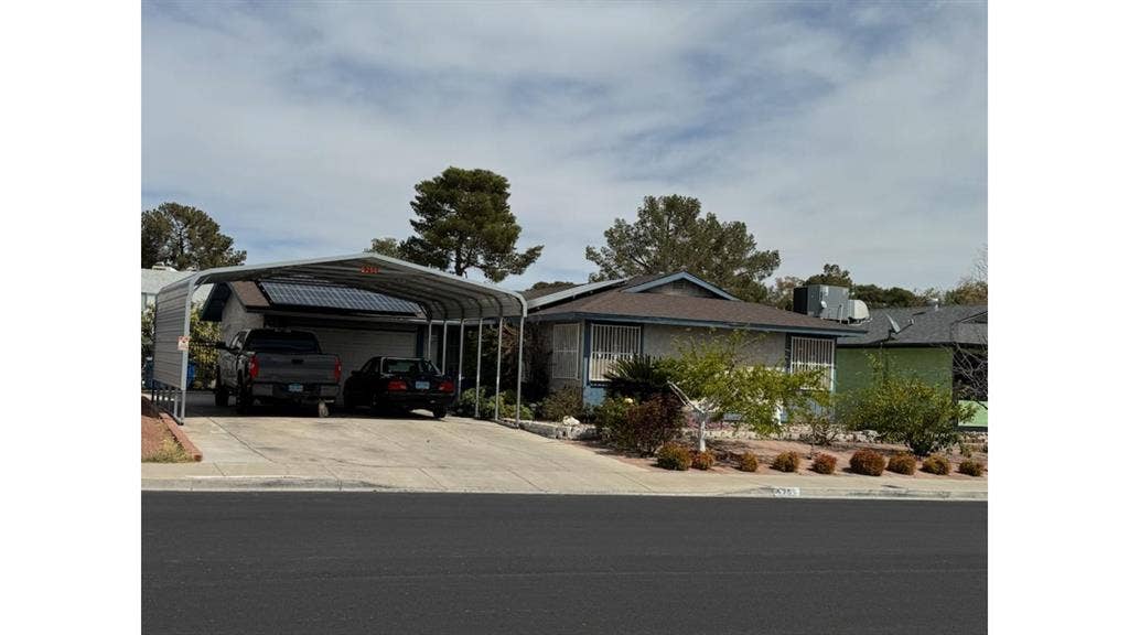 4 BR in Las Vegas