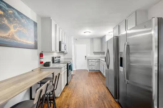 8 BR in Charlotte