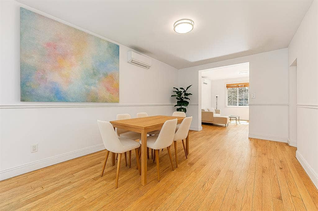 Rooms in Cool House Marble Hill NYC
