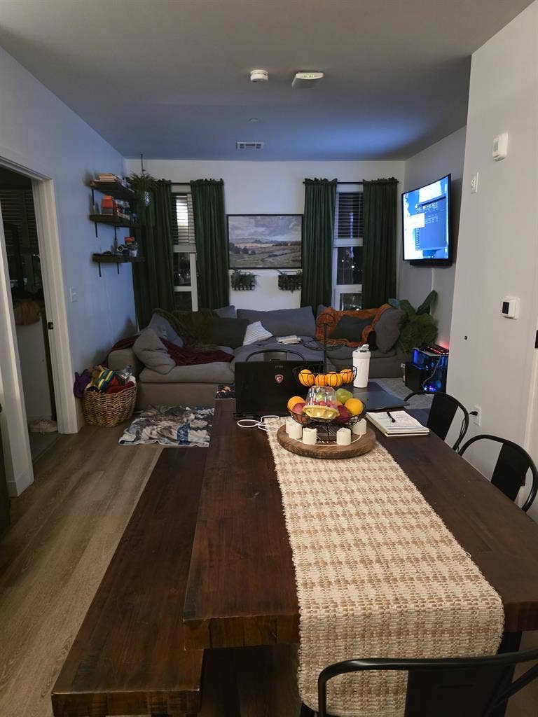 Bedroom w/ Private Bath Lux Condo
