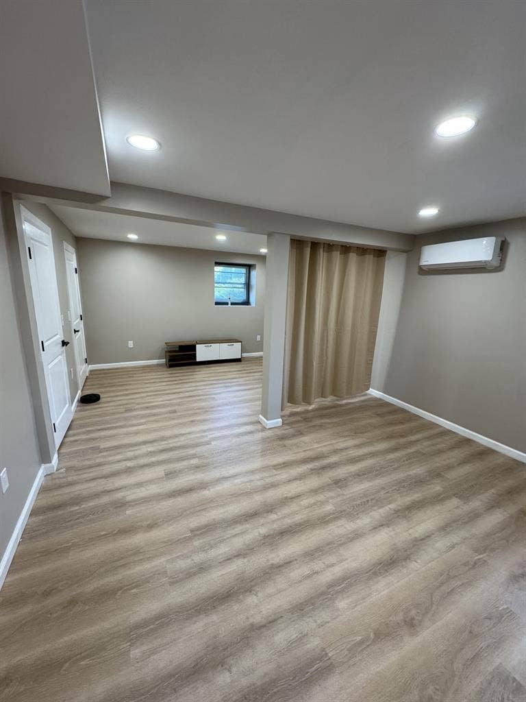 Large private room for rent