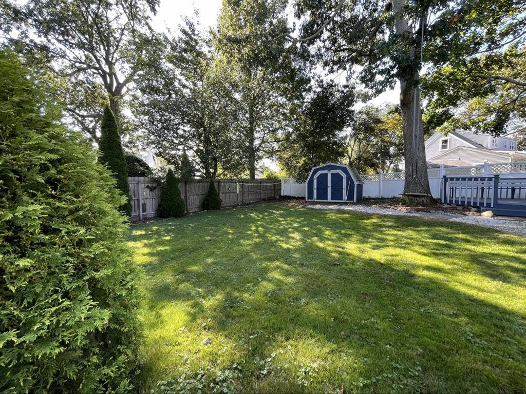 Large private room for rent