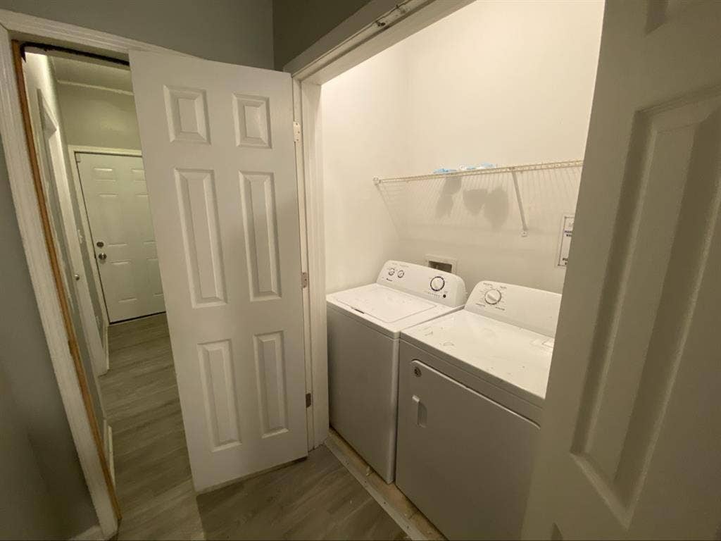 Full Furnished Room
 in Downtown ATL