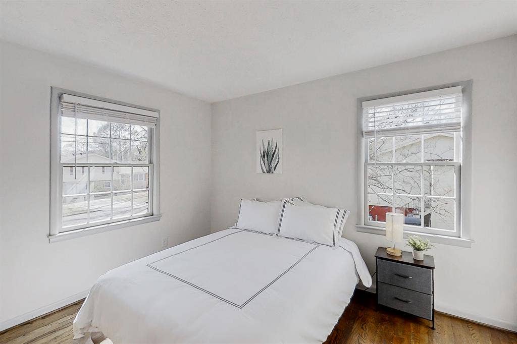 9 BR in College Park