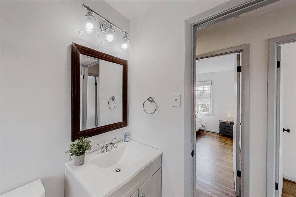 9 BR in College Park