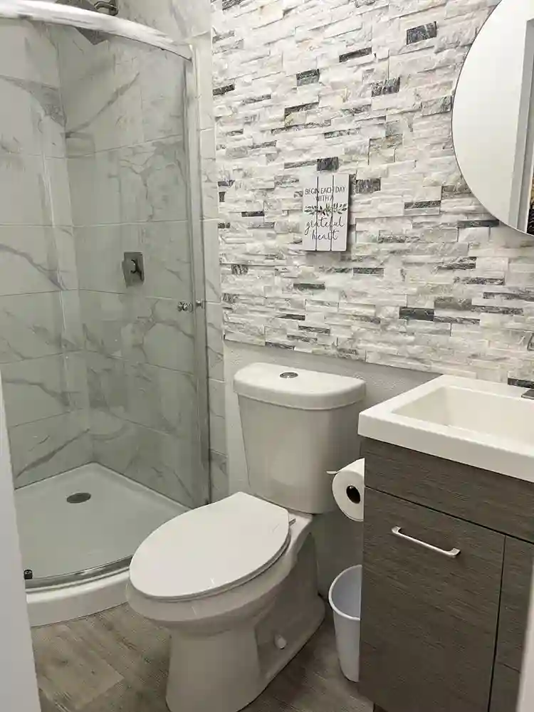 2 BR in Cedar Creek