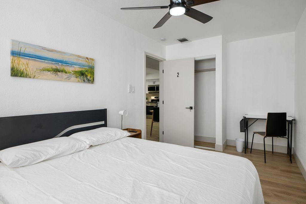 7 BR in Las Vegas