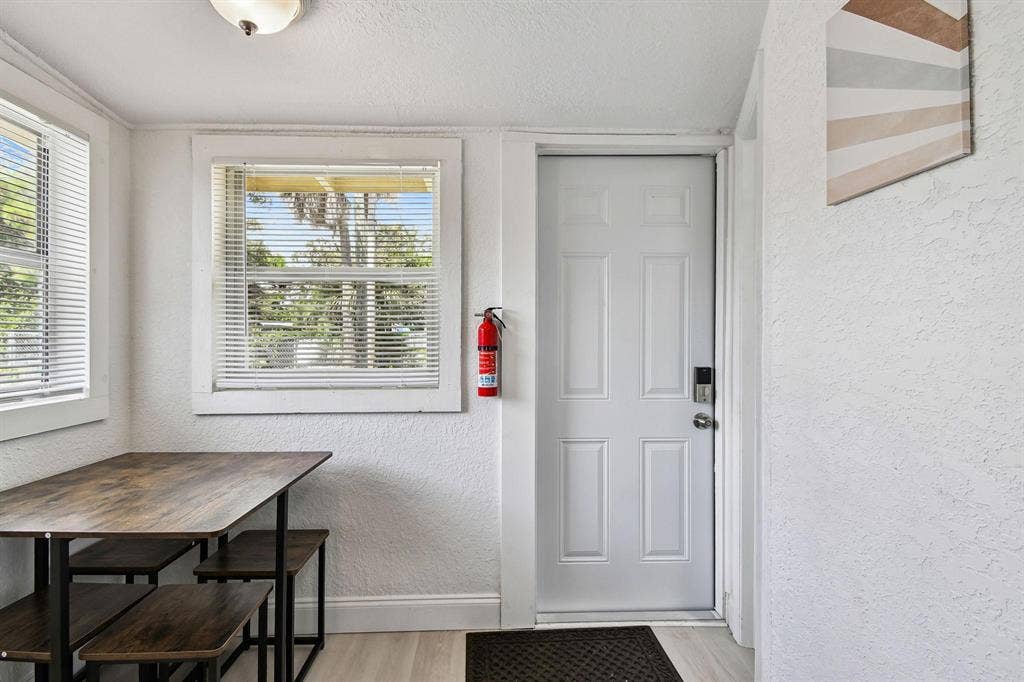 5 BR in St. Petersburg