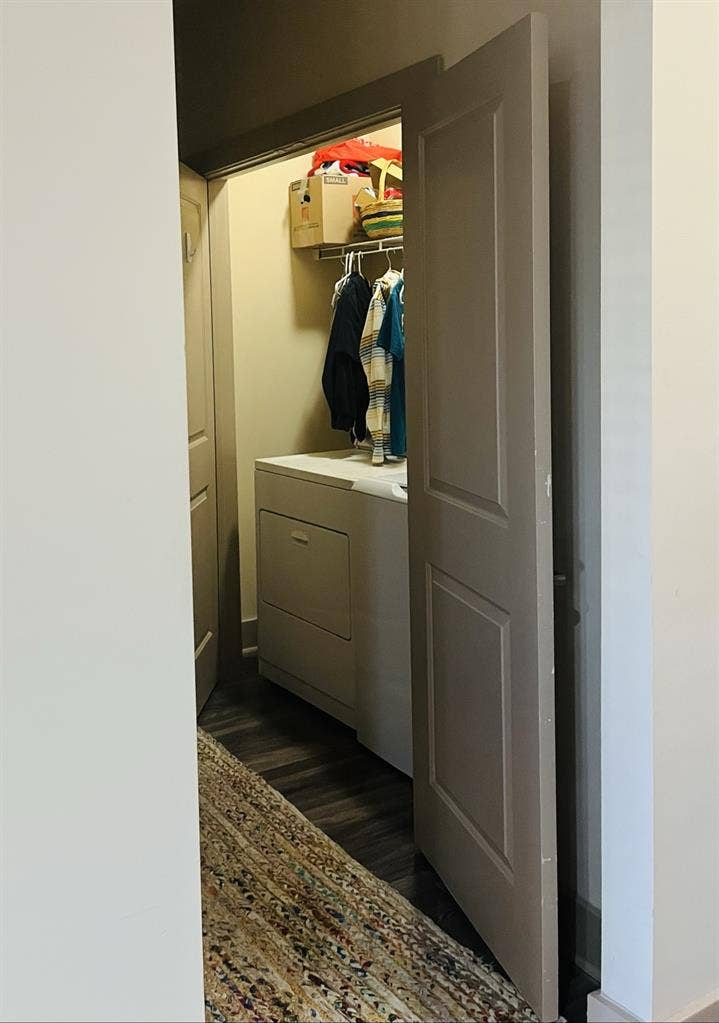 Furnished for Female Roommate