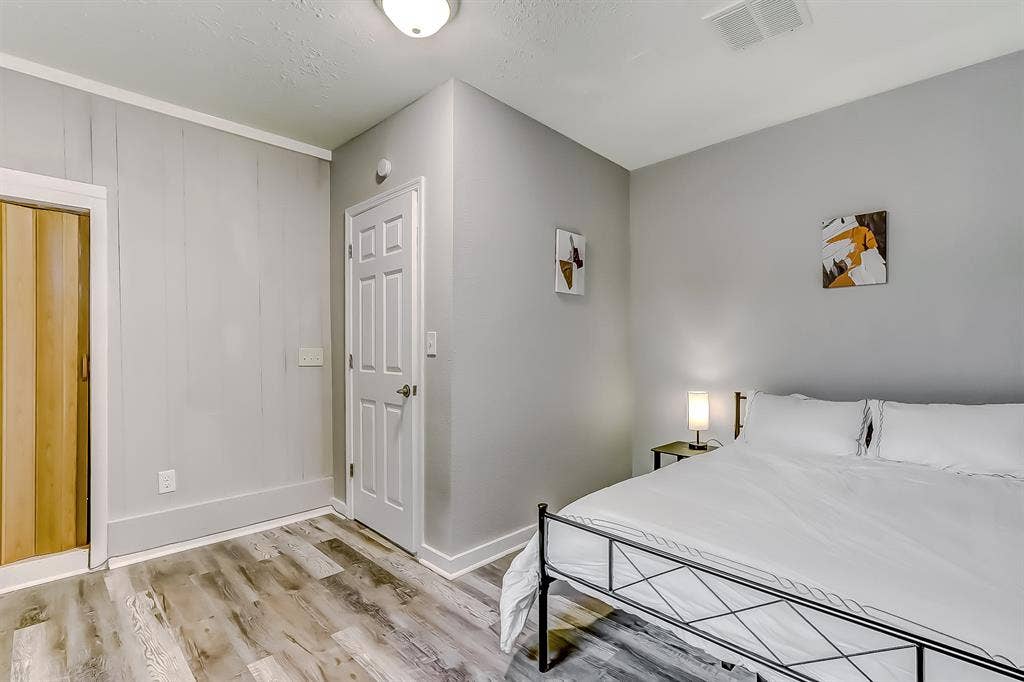 9 BR in Jacksonville