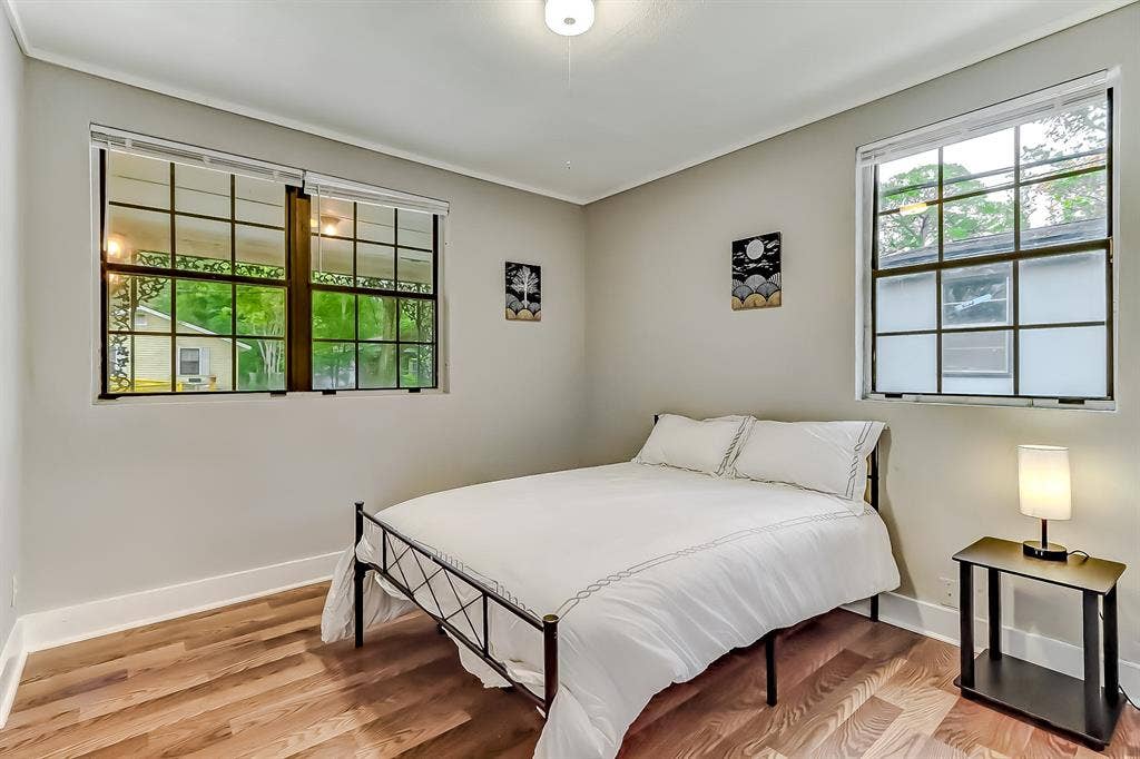 9 BR in Jacksonville