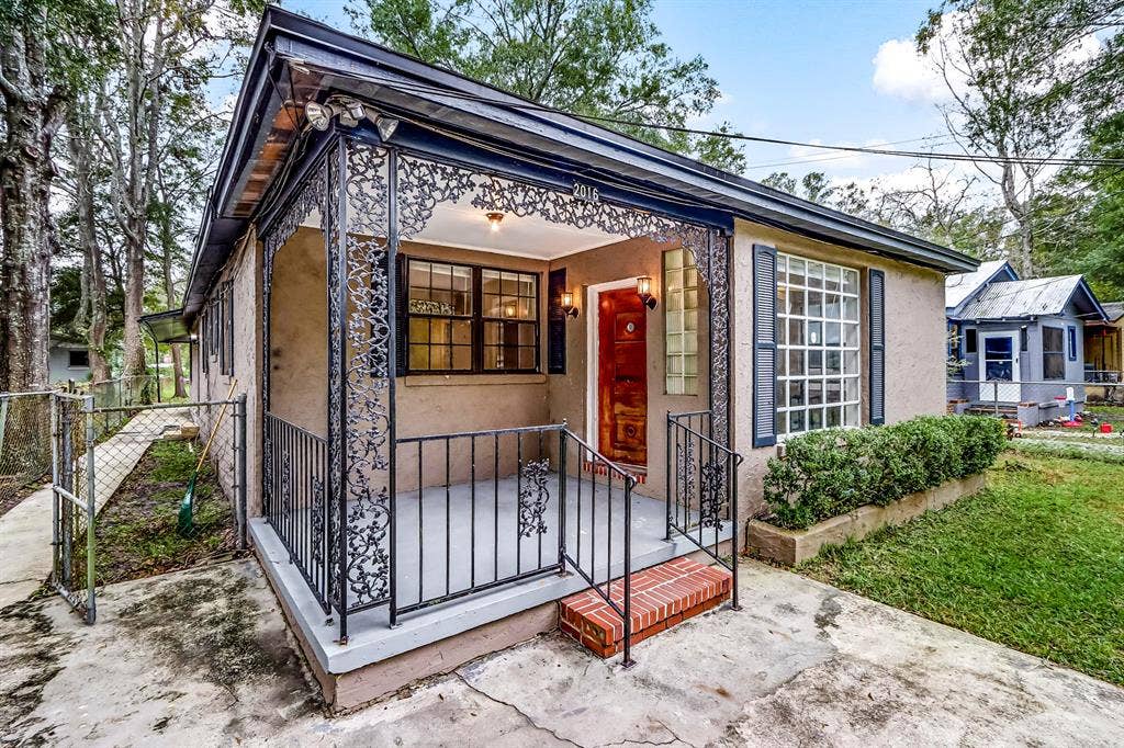 9 BR in Jacksonville