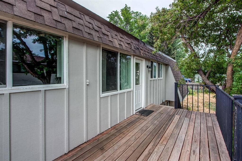 9 BR in Aurora