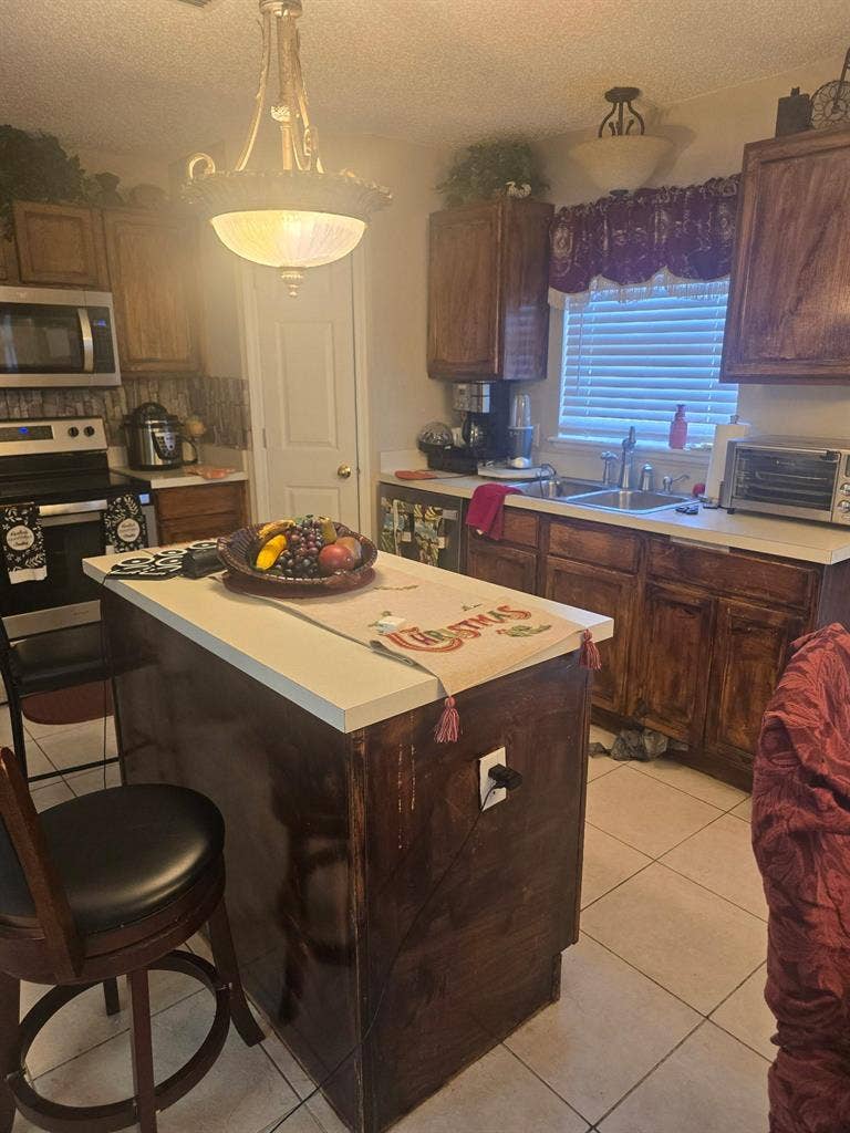 4 BR in Deltona