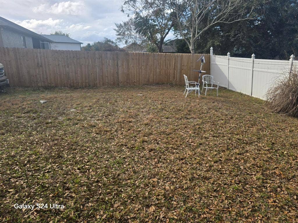 4 BR in Deltona