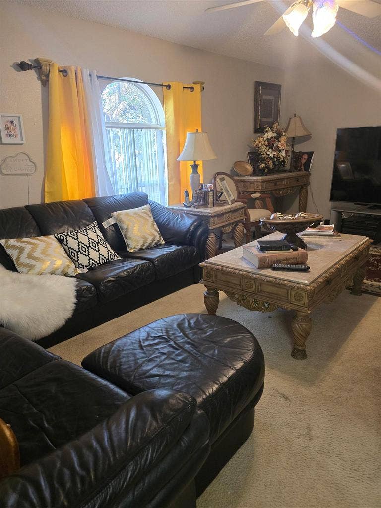 4 BR in Deltona