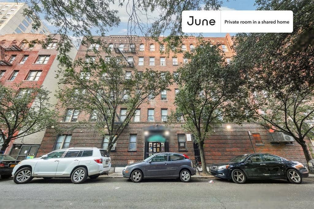 3 BR in New York City